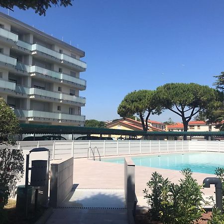 Holiday Apartment Caorle Bagian luar foto