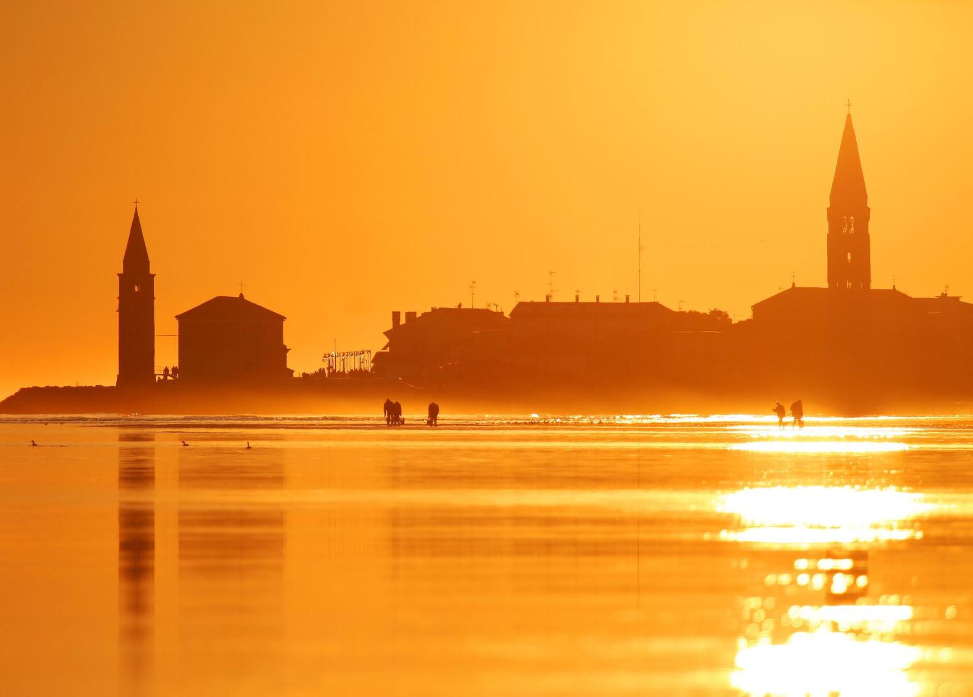 Holiday Apartment Caorle Bagian luar foto